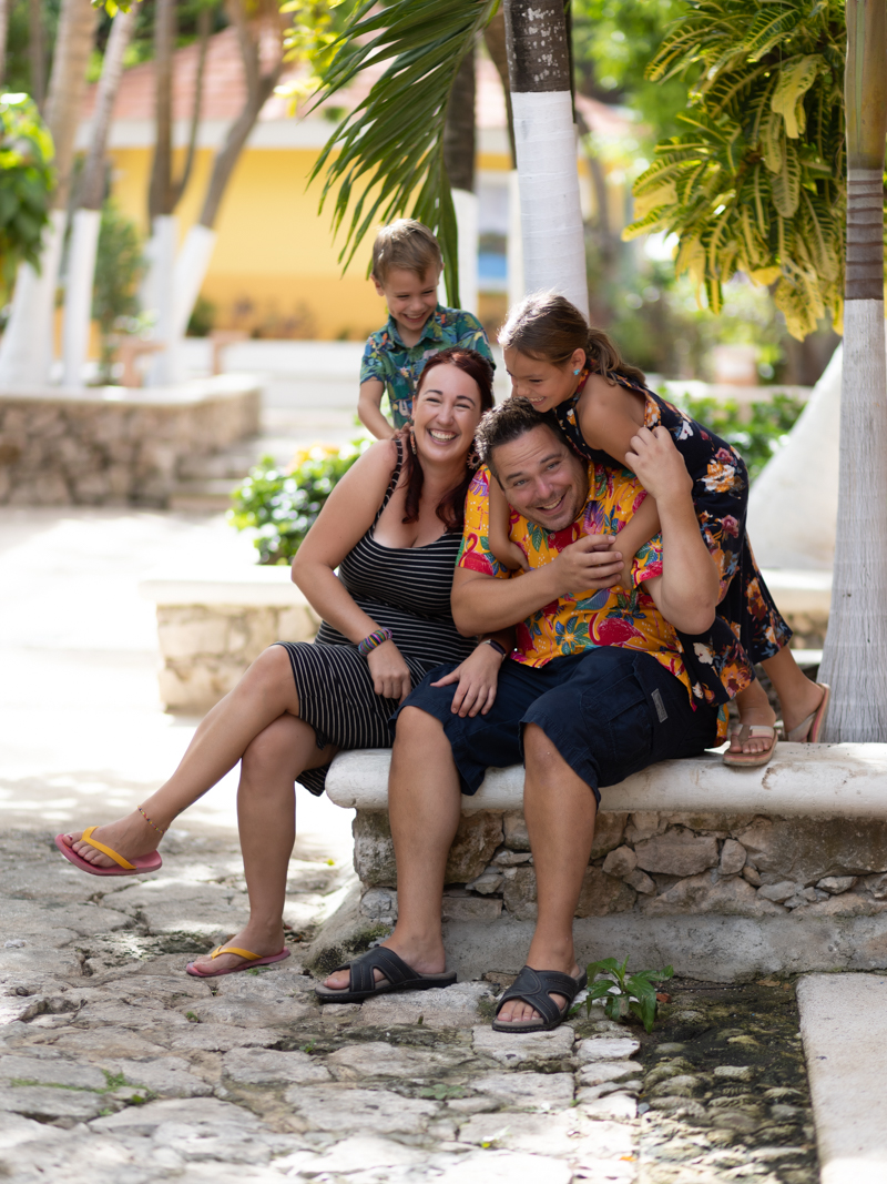 brand-photographer-playa-del-carmen-professional-portrait