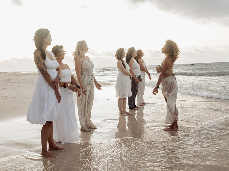 personal-brand-photographer-playa-del-carmen-retreat-group